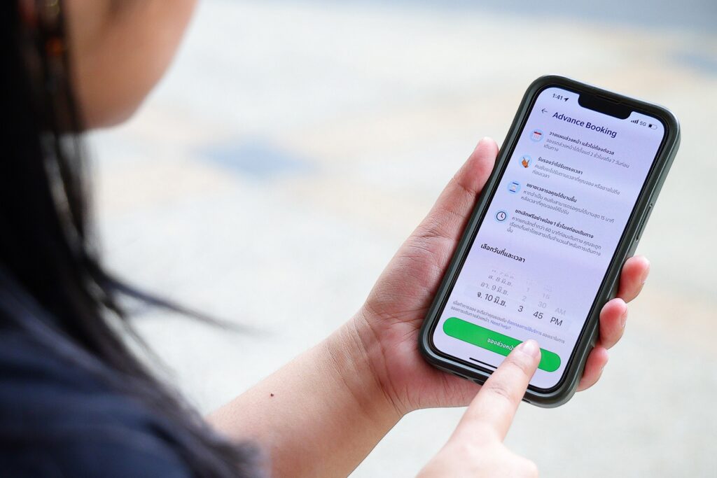 Grab จองรถล่วงหน้า