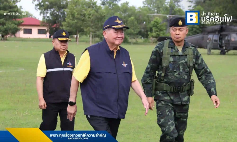 นายภูมิธรรม เวชยชัย ชี้กัมพูชาละเมิดข้อตกลง JBC กรณีรุกล้ำ No Man's Land 200 เมตร ย้ำไทยพร้อมใช้มาตรการปิดด่านหากเจรจาไม่สำเร็จ พร้อมเรียกประชุมสภาความมั่นคงแห่งชาติ