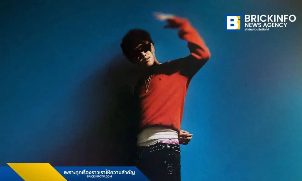 ติดตามผลงานใหม่ล่าสุดจาก BLVCKHEART (แบล็คฮาร์ต) ในซิงเกิล “อยากจะบอกเธอว่า (Prom Queen)” เพลงรักโรแมนติกสไตล์ Pop, R&B ที่เป็นเพลงนำร่องก่อนปล่อย EP ALBUM “BLVCKHEART” ปลายเดือนตุลาคมนี้