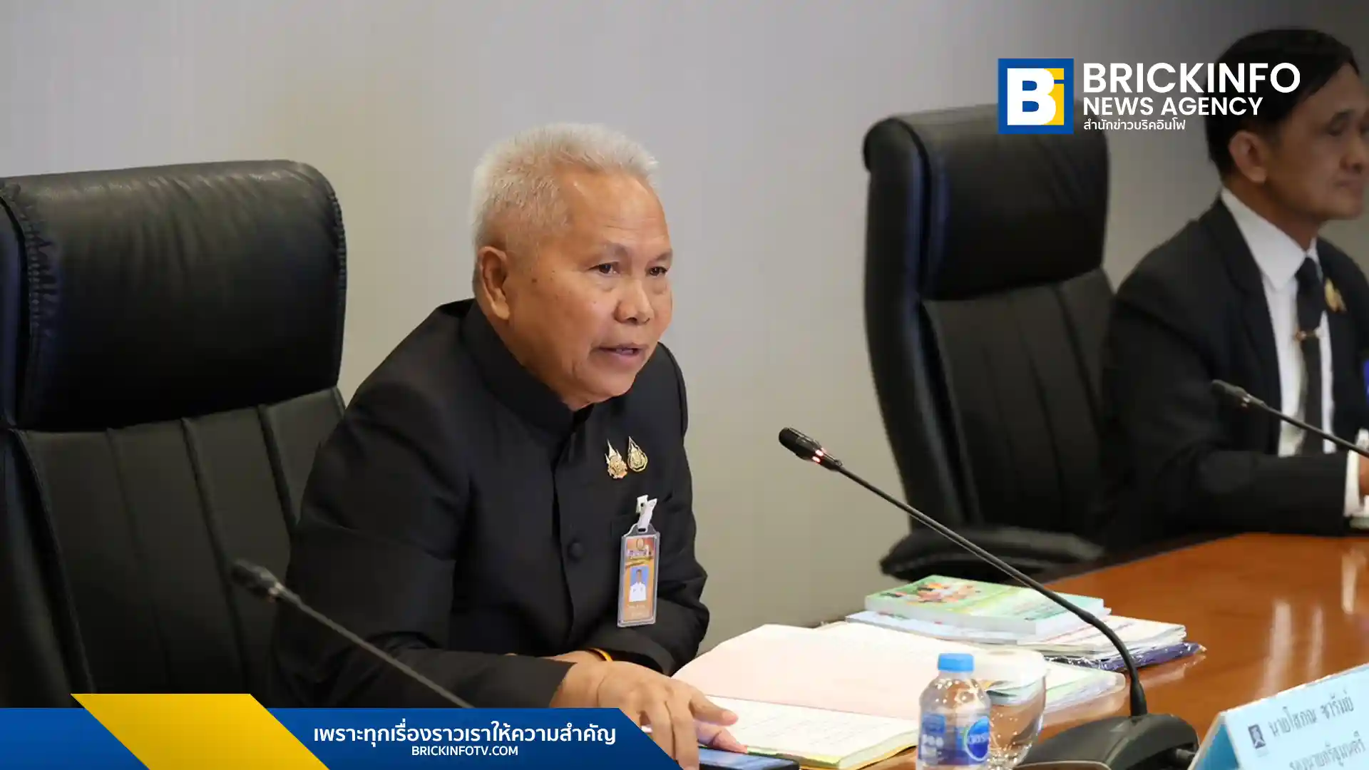 โสภณ ซารัมย์ รองนายกรัฐมนตรี และประธานกรรมการสุขภาพแห่งชาติ