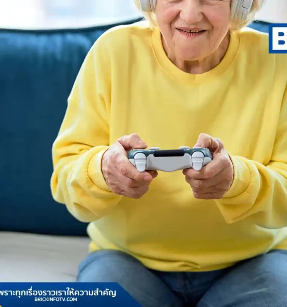 ตำรวจเวสต์เลกบุกบ้านคุณยายวัย 91 ปี หลังไม่รับสายโครงการเช็คสุขภาพรายวัน พบกำลังนั่งเล่นวิดีโอเกมอย่างตั้งใจเพื่อทำลายสถิติเดิมจนไม่ได้ยินเสียงโทรศัพท์