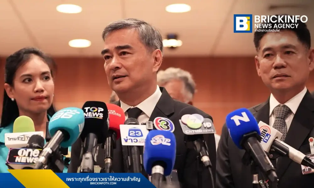 อภิสิทธิ์ เวชชาชีวะ แนะรัฐบาลรื้อโครงสร้างราคาพลังงาน กางสูตรลดราคาน้ำมันดีเซล 11 บาท ชี้ลดค่าการกลั่นและภาษีสรรพสามิตช่วยลดภาระหนี้สาธารณะและค่าครองชีพได้ยั่งยืนกว่า