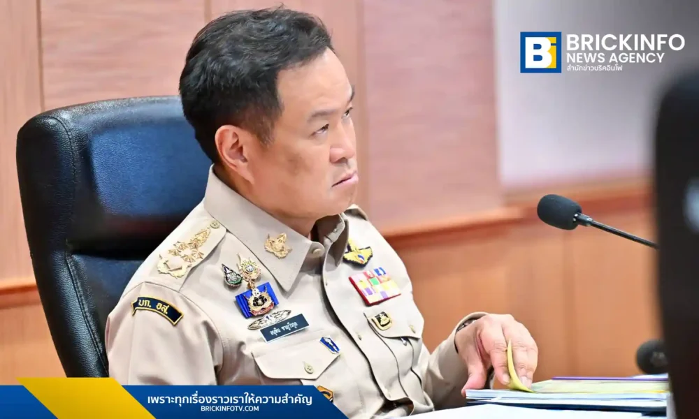 นายกฯ อนุทิน ชาญวีรกูล ลงพื้นที่ กอ.รมน. ภาค 4 ส่วนหน้า ออกตัวขอโทษประชาชนแทนแม่ทัพภาค 4 ปมพูดไม่ครบถ้วนทำสังคมกังวล พร้อมยันเร่งคดี สส.กมลศักดิ์ สร้างสันติสุข