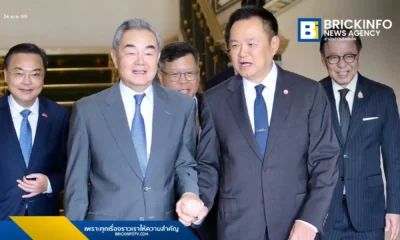 นายหวัง อี้ (H.E. Mr. Wang Yi) สมาชิกกรมการเมือง ผู้อำนวยการสำนักงานคณะกรรมการกลางด้านกิจการต่างประเทศของพรรคคอมมิวนิสต์จีนและรัฐมนตรีว่าการกระทรวงการต่างประเทศสาธารณรัฐประชาชนจีน เข้าเยี่ยมคารวะนายกรัฐมนตรี ในโอกาสเยือนประเทศไทยในฐานะแขกของกระทรวงการต่างประเทศ ณ ห้องรับรอง ชั้น 2 ตึกไทยคู่ฟ้า ทำเนียบรัฐบาล วันที่ 24 เมษายน 2569