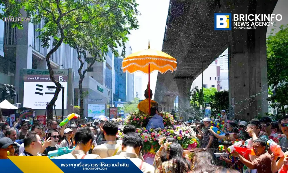 กรุงเทพมหานคร เปิดแผนพัฒนาสงกรานต์สู่หมุดหมายโลก เตรียมปรับปรุงทางเท้าและเชื่อมสกายวอล์กสวนลุมพินี พร้อมเปิดโมเดลรีไซเคิลปืนฉีดน้ำเป็นพลาสติกฟู้ดเกรด