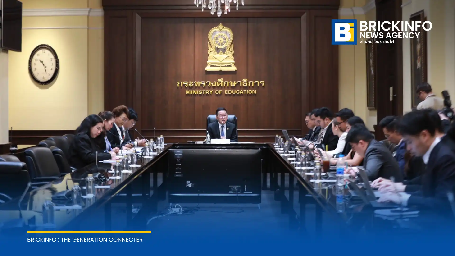 นายประเสริฐ จันทรรวงทอง รัฐมนตรีว่าการกระทรวงศึกษาธิการ ร่วมมือ ติ๊กต๊อก นำเทคโนโลยีดิจิทัลและ AI มาขับเคลื่อนการผลิตสื่อการสอนวิดีโอสั้น 2 นาที ช่วยลดภาระงานครู พร้อมอัปสกิลสร้างรายได้ให้คนรุ่นใหม่