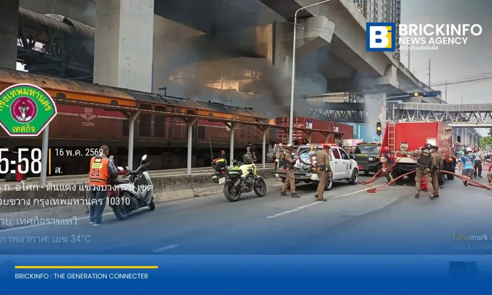 เกิดเหตุรถไฟบรรทุกสินค้าชนรถโดยสารประจำทาง ใกล้สถานีมักกะสัน เขตราชเทวี เพลิงลุกไหม้ท่วมรถบัส เสียชีวิตอย่างน้อย 8 ราย บาดเจ็บอีก 15 ราย เจ้าหน้าที่เร่งคุมสถานการณ์