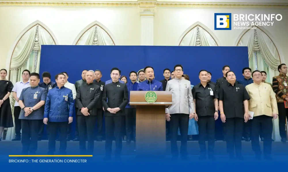 นายอนุทิน ชาญวีรกูล นายกรัฐมนตรี และรัฐมนตรีว่าการกระทรวงมหาดไทย เป็นประธานการประชุมคณะรัฐมนตรี ณ ห้องประชุม 501 ตึกบัญชาการ 1 ทำเนียบรัฐบาล วันที่ 5 พฤษภาคม 2569