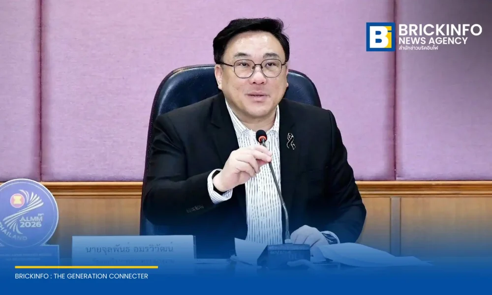 กระทรวงแรงงานบุกตรวจไซต์งานก่อสร้างจังหวัดปทุมธานี รวบ 114 แรงงานต่างชาติลักลอบทำงานไม่มีใบอนุญาตทำงาน พร้อมฟันนายจ้าง ย้ำโทษหนักทั้งจำและปรับ