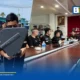 AIS ประสาน กสทช. และตำรวจสืบสวนกลาง (CIB) ลงพื้นที่บุกจับมิจฉาชีพย่านอรัญประเทศ หลังพบยอดใช้อินเทอร์เน็ตสูงผิดปกติ เร่งยึดของกลางดัดแปลงส่งดำเนินคดี