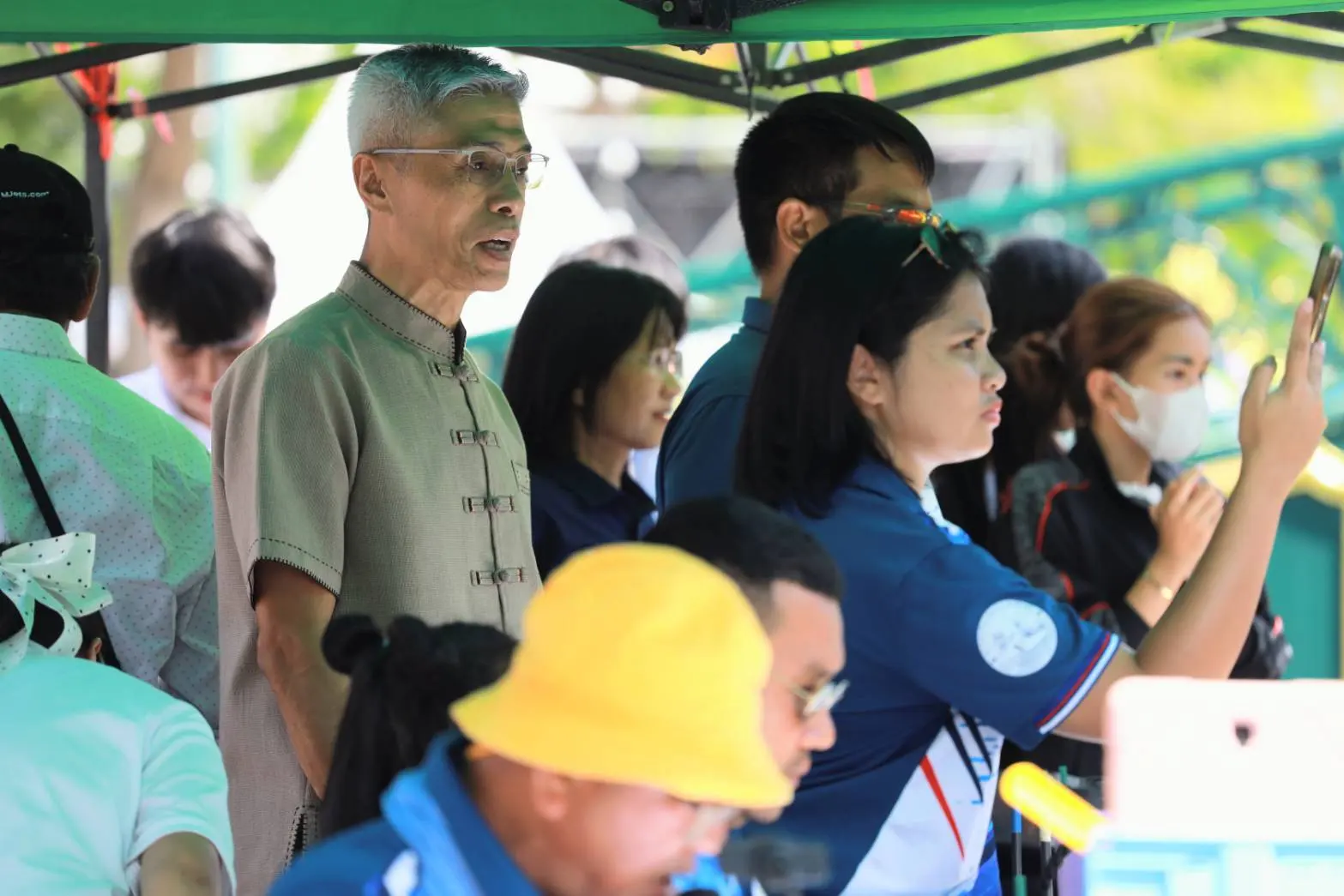 กรุงเทพมหานคร ร่วมกับ สมาคมกีฬาเรือพายแห่งประเทศไทย จัดแข่งขันเรือพายเฉลิมพระเกียรติ ณ คลองผดุงกรุงเกษม เขตป้อมปราบศัตรูพ่าย ฟื้นฟูวิถีชีวิตชุมชนริมน้ำ