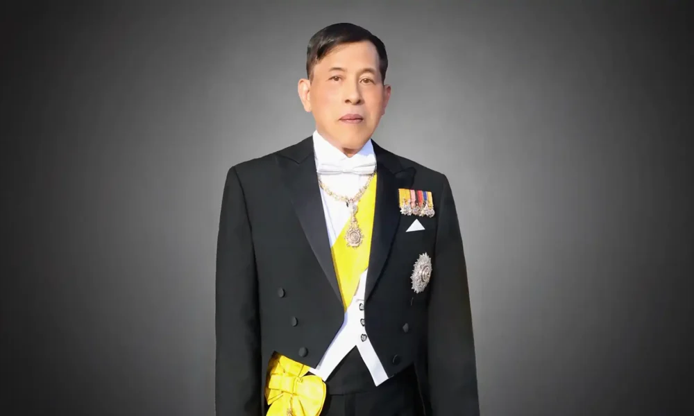 กรมประชาสัมพันธ์ เผยแพร่พระบรมฉายาลักษณ์พระราชทาน พระบาทสมเด็จพระเจ้าอยู่หัว เนื่องในโอกาสวันเฉลิมพระชนมพรรษา 28 กรกฎาคม 2569 สามารถดาวน์โหลดได้แล้ววันนี้