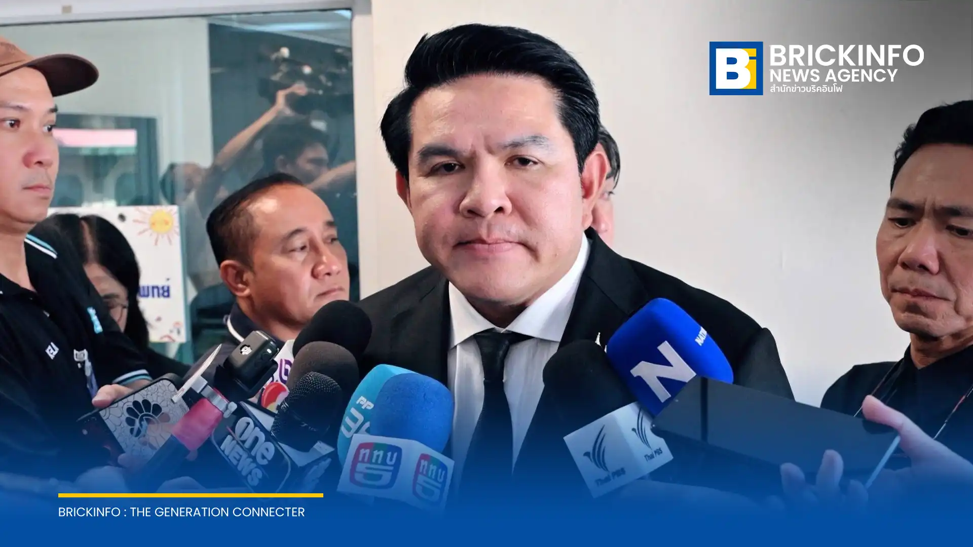 นายสุรศักดิ์ พันธ์เจริญวรกุล รัฐมนตรีว่าการกระทรวงการท่องเที่ยวและกีฬา