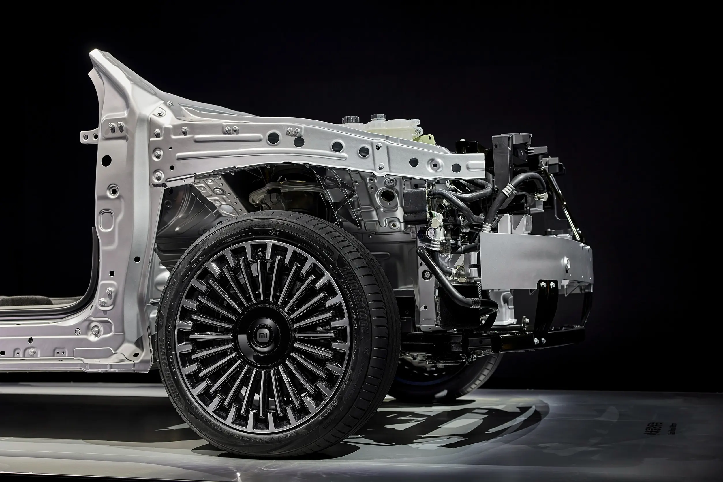 Xiaomi EV เปิดตัว Xiaomi SkyNomad Series รถ SUV อัจฉริยะรุ่นแรกบนแพลตฟอร์ม Xiaomi Kunlun ชูจุดเด่นห้องโดยสารกว้างขวาง และวิ่งไกลสูงสุด 1,705 กม.