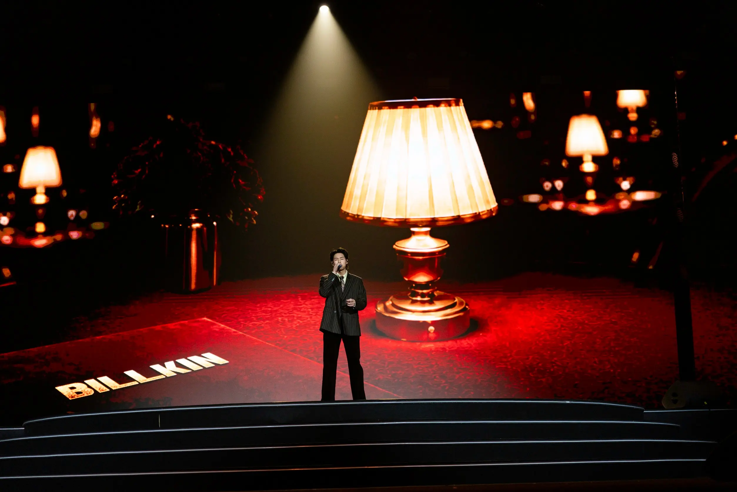 BILLKIN (พุฒิพงศ์ อัสสรัตนกุล) คว้ารางวัล Weibo Thailand Film & Music Dual-Influence Artist ในงาน Weibo Gala 2026 ณ พารากอน ฮอลล์