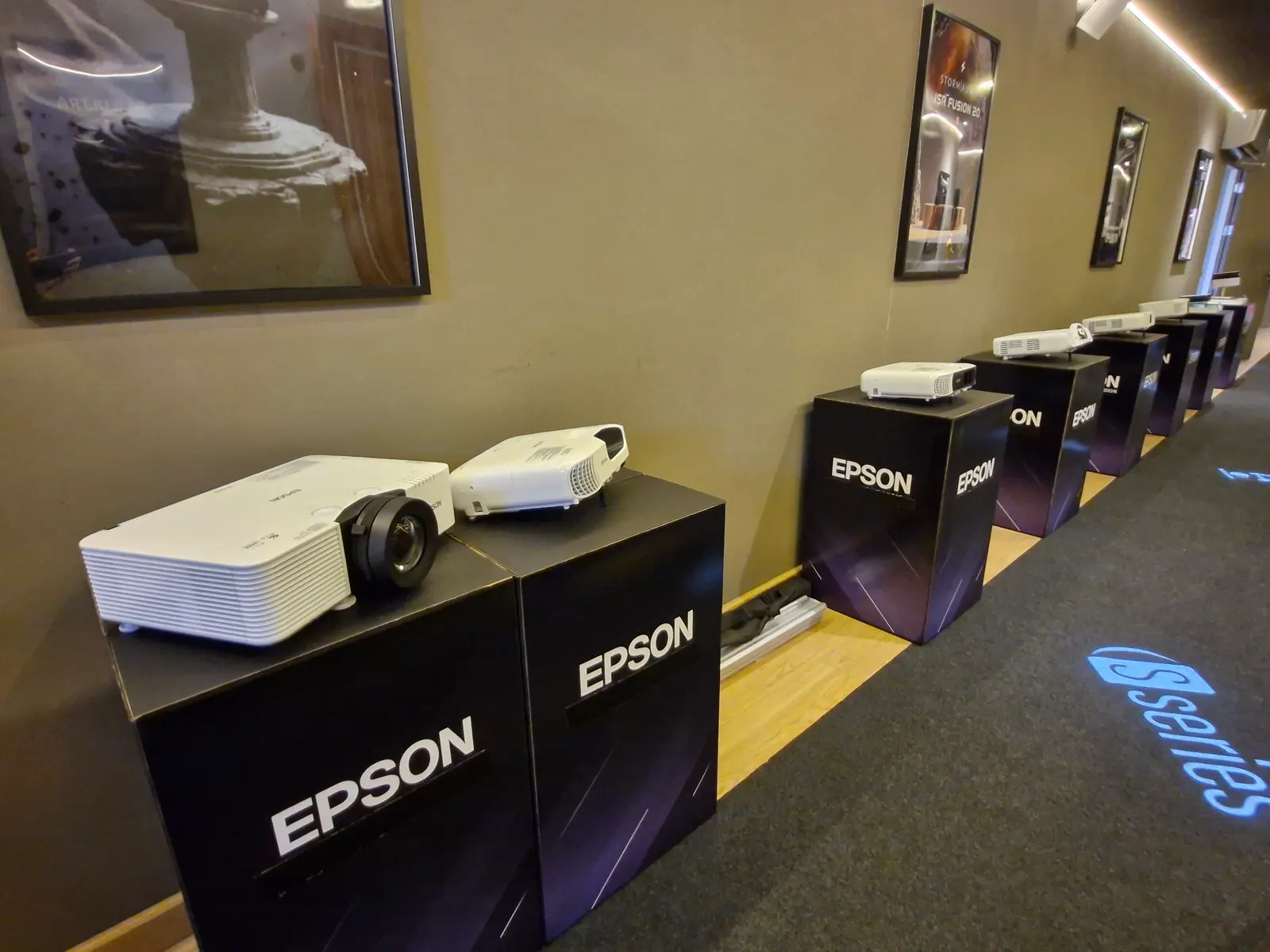 เอปสัน ประเทศไทย จับมือ Theater House จัดงาน Epson X Theater House – LUMENNEXT แสดงโปรเจกเตอร์โฮมเธียเตอร์รุ่นใหม่ ถึง 20 ก.ย. 2569 ที่ราชพฤกษ์