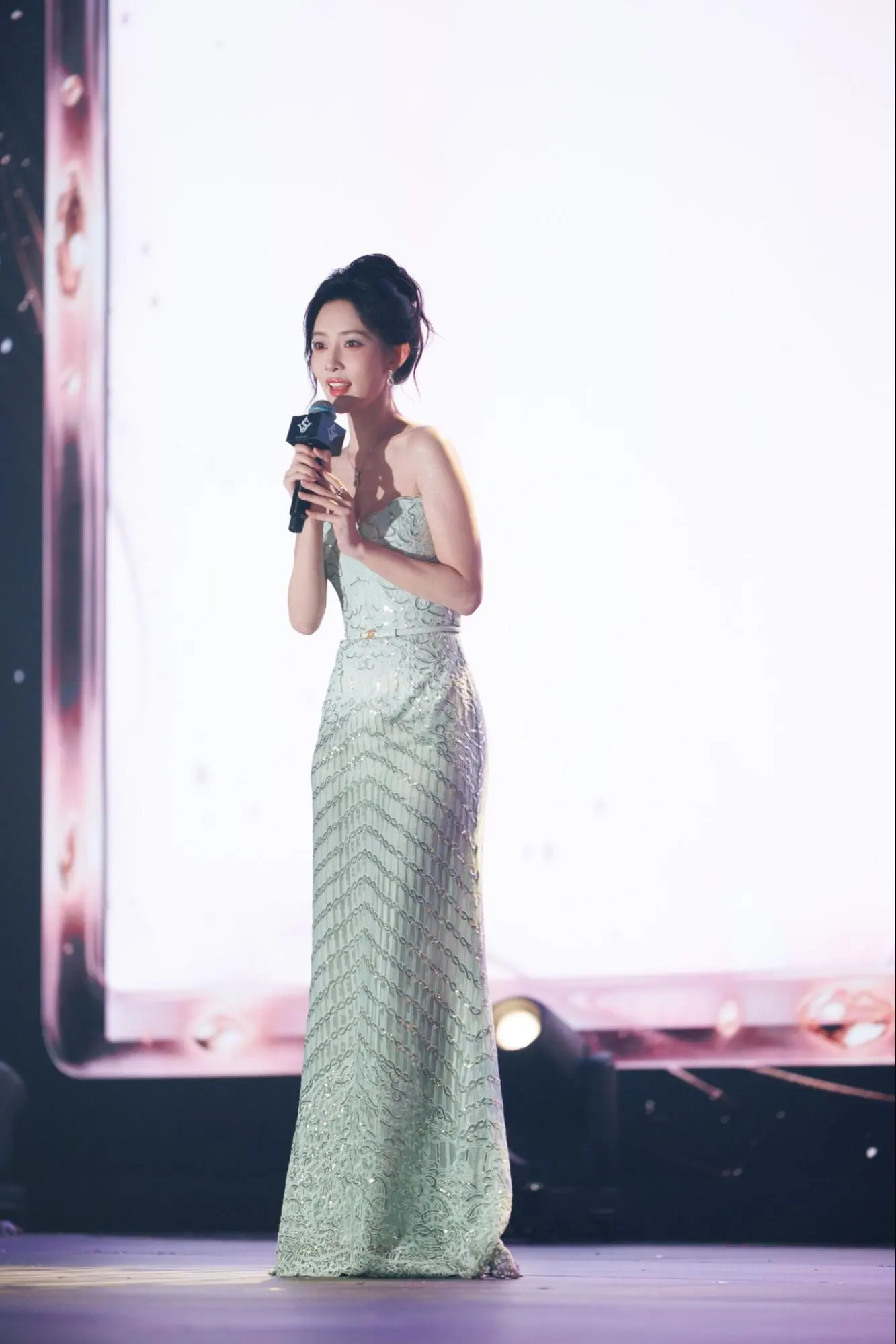 WeTV จัดงาน Meng Ziyi WeSpark Exclusive Overseas Fan Meeting พา เมิ่งจื่ออี้ พบปะแฟนคลับชาวไทยอย่างเป็นทางการ ณ Phenix Grand Ballroom ประตูน้ำ