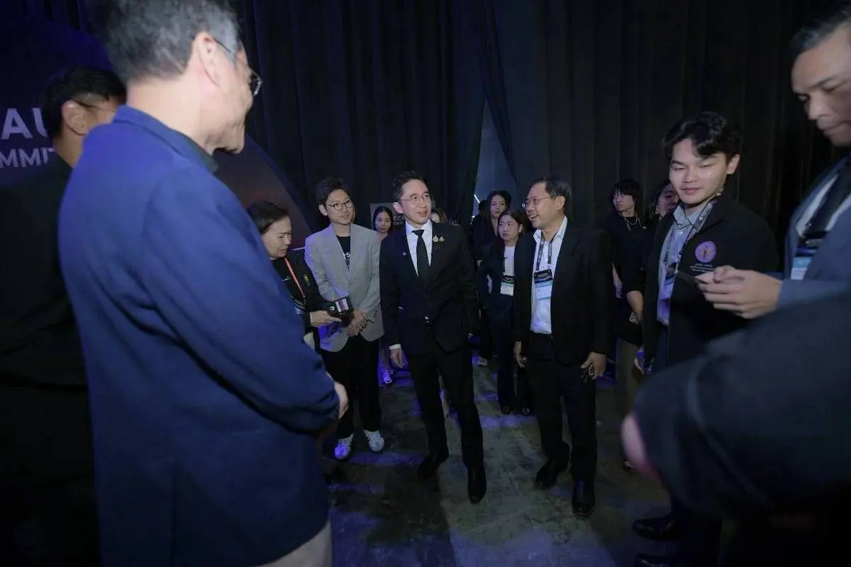 กระทรวง อว. ร่วมกับ OpenAI เปิดตัวโครงการ AI Accelerator ครั้งแรกในเอเชีย หนุน 10 สตาร์ทอัพไทยสายแพทย์และการศึกษา พัฒนานวัตกรรมสู่การใช้งานจริง