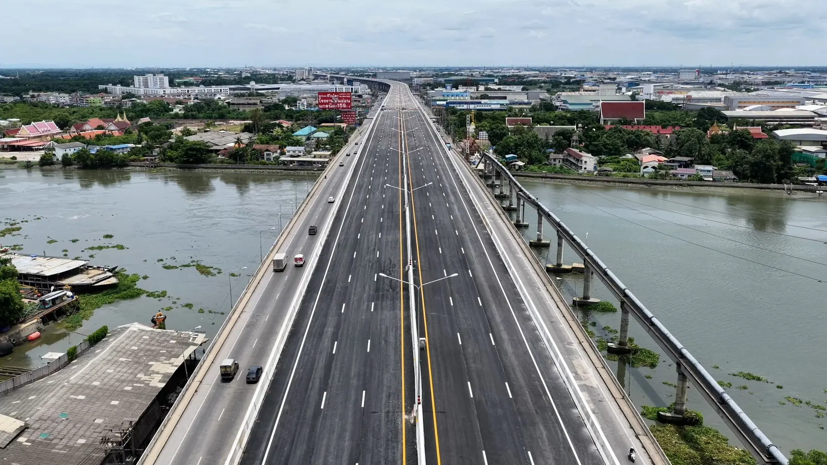 กรมทางหลวงเตรียมเปิดทดลองใช้ฟรี มอเตอร์เวย์ M6 บางปะอิน–ปากช่อง และ M82 บางขุนเทียน–บ้านแพ้ว ปลายเดือนสิงหาคม 2569 เช็กเงื่อนไข วัน เวลา และด่านที่เปิดให้บริการ