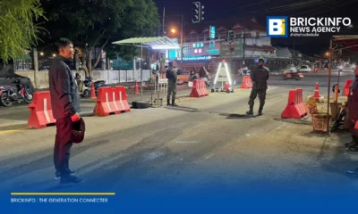 รองผู้ว่าฯ นราธิวาส ลงพื้นที่ตรวจด่านตรวจและสถานที่ราชการในเขต Safety Zone อำเภอเมืองนราธิวาส กำชับเจ้าหน้าที่เฝ้าระวังบุคคลและสิ่งของต้องสงสัยเข้มงวด