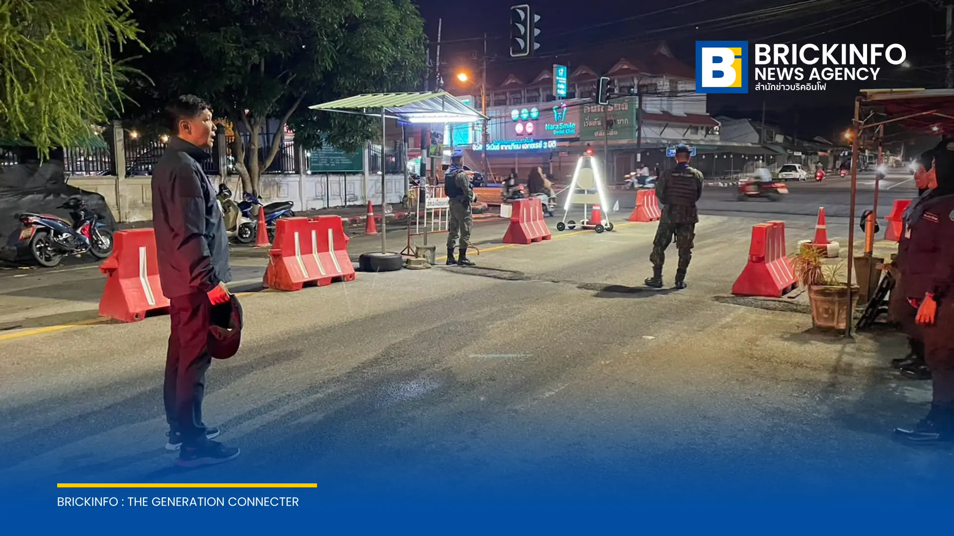 รองผู้ว่าฯ นราธิวาส ลงพื้นที่ตรวจด่านตรวจและสถานที่ราชการในเขต Safety Zone อำเภอเมืองนราธิวาส กำชับเจ้าหน้าที่เฝ้าระวังบุคคลและสิ่งของต้องสงสัยเข้มงวด