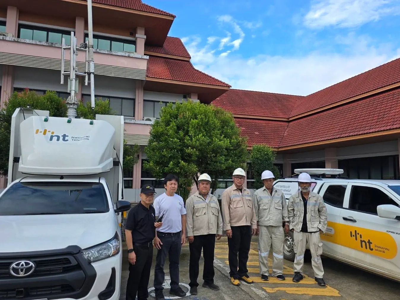 NT เตรียมพร้อมระบบอินเทอร์เน็ตดาวเทียมวงโคจรต่ำ NT nexConnect และรถสื่อสารเคลื่อนที่ สนับสนุนภารกิจกู้ภัยในพื้นที่ประสบอุทกภัย 27-31 ส.ค. 2569