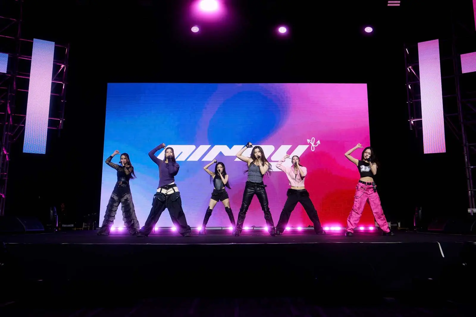 Persona Entertainment จับมือ BLDMD Entertainment พัฒนาคอนเทนต์ T-POP และศิลปินไทย พร้อมเปิดโปรเจกต์ไพล็อตซีรีส์ Girl Love เรื่อง Starlight Girls กำหนดเปิดตัวปี 2027