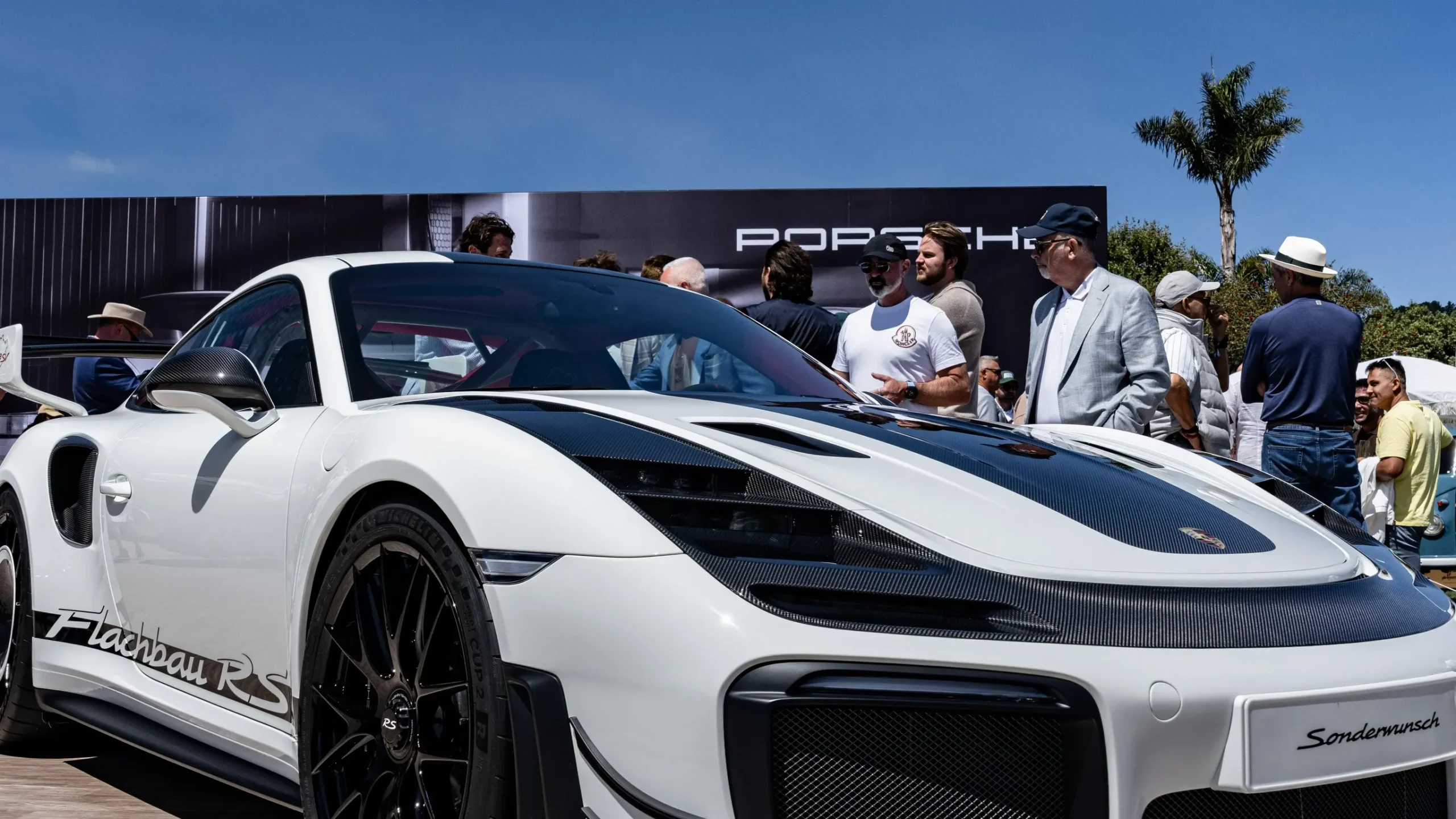 Porsche เผยโฉม Flachbau RS รุ่นพิเศษที่พัฒนาร่วมกับ Manthey และเปิดตัว 911 Carrera S เกียร์ธรรมดา ในงาน Monterey Car Week 2026