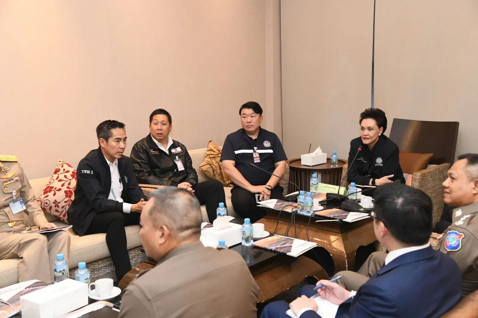 กระทรวงคมนาคมลงพื้นที่ท่าอากาศยานสุวรรณภูมิ แก้ปัญหาผู้โดยสารแออัด พร้อมเผยแผนก่อสร้าง South Terminal และทางวิ่งเส้นที่ 4 รองรับการเติบโตระยะยาว
