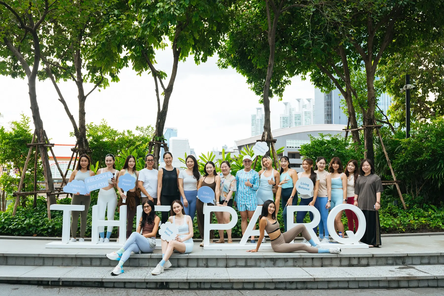 เดอะ ปาร์ค ร่วมกับโรงพยาบาลเมดพาร์ค และ Jetts Fitness จัดกิจกรรม BLOOM & BREATH ชวนคุณแม่ดูแลสุขภาพรับวันแม่