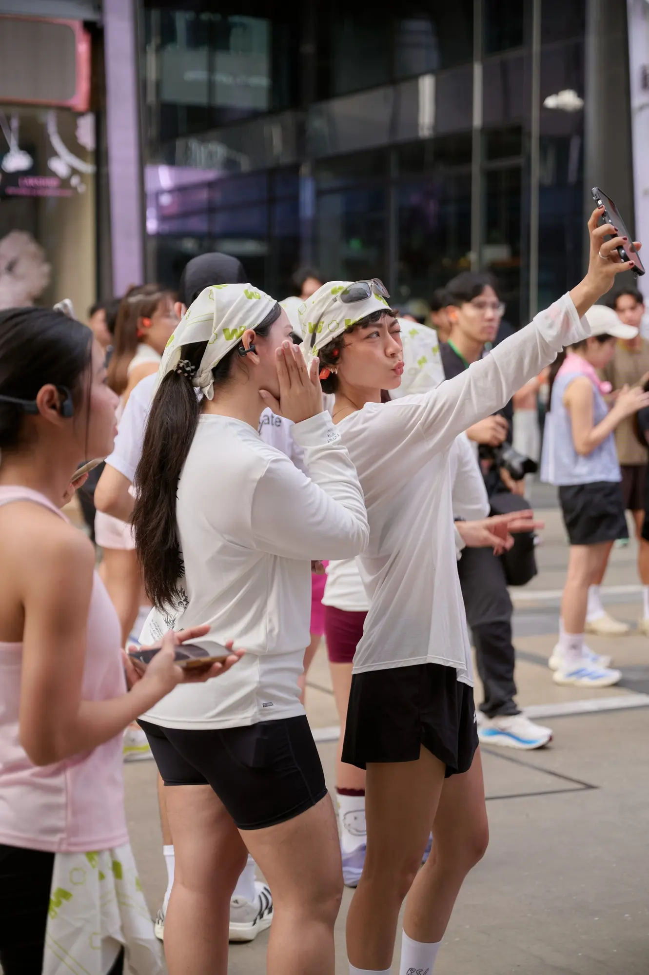 AIS ขยายพอร์ตสินค้า Wearable Device อุปกรณ์สวมใส่อัจฉริยะเพื่อสุขภาพ พร้อมจัดกิจกรรมซิตี้รัน AIS SIAM MATCH(A) RUN CLUB เชื่อมโยงเทคโนโลยีเข้ากับการออกกำลังกายจริง