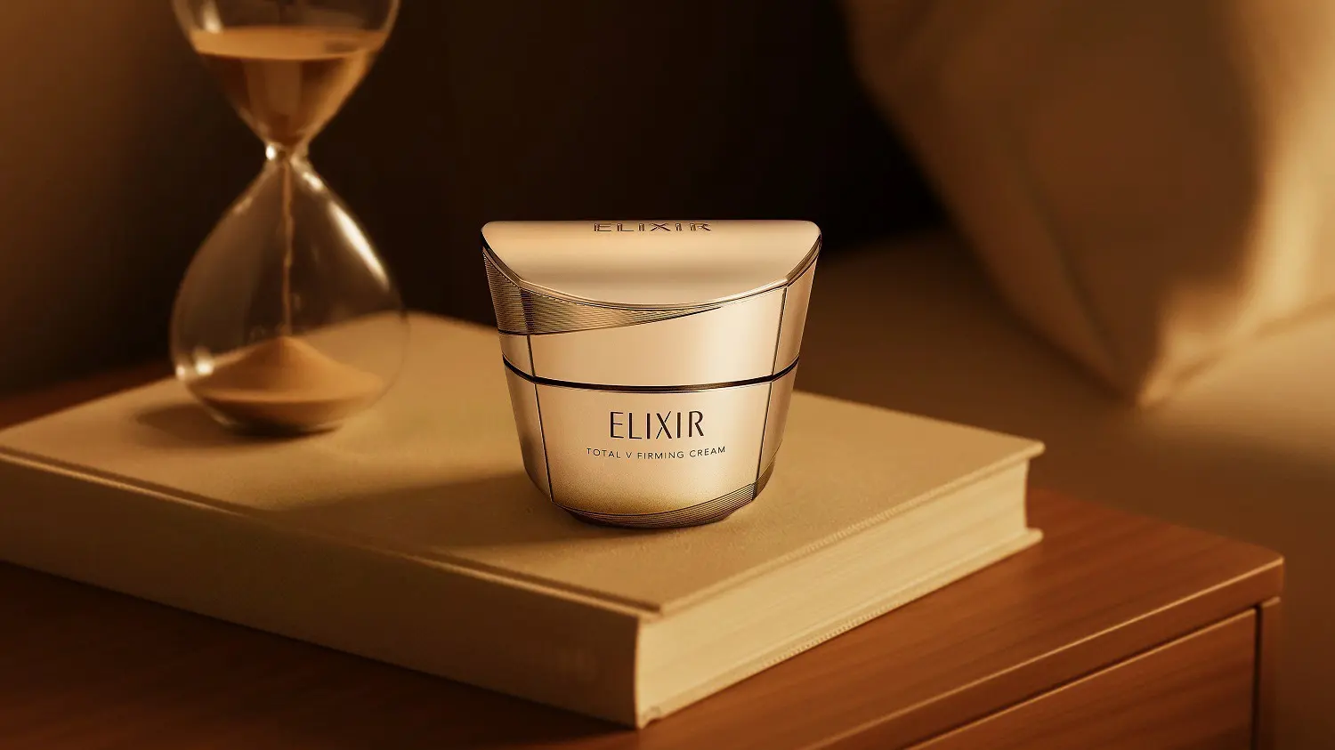 ELIXIR จัดงานเปิดตัว ELIXIR Total V Firming Cream ณ โรงแรมดุสิตธานี กรุงเทพฯ เผยงานวิจัย Ring Collagen และวิทยาศาสตร์คอลลาเจนเพื่อแก้ปัญหาผิวหย่อนคล้อย