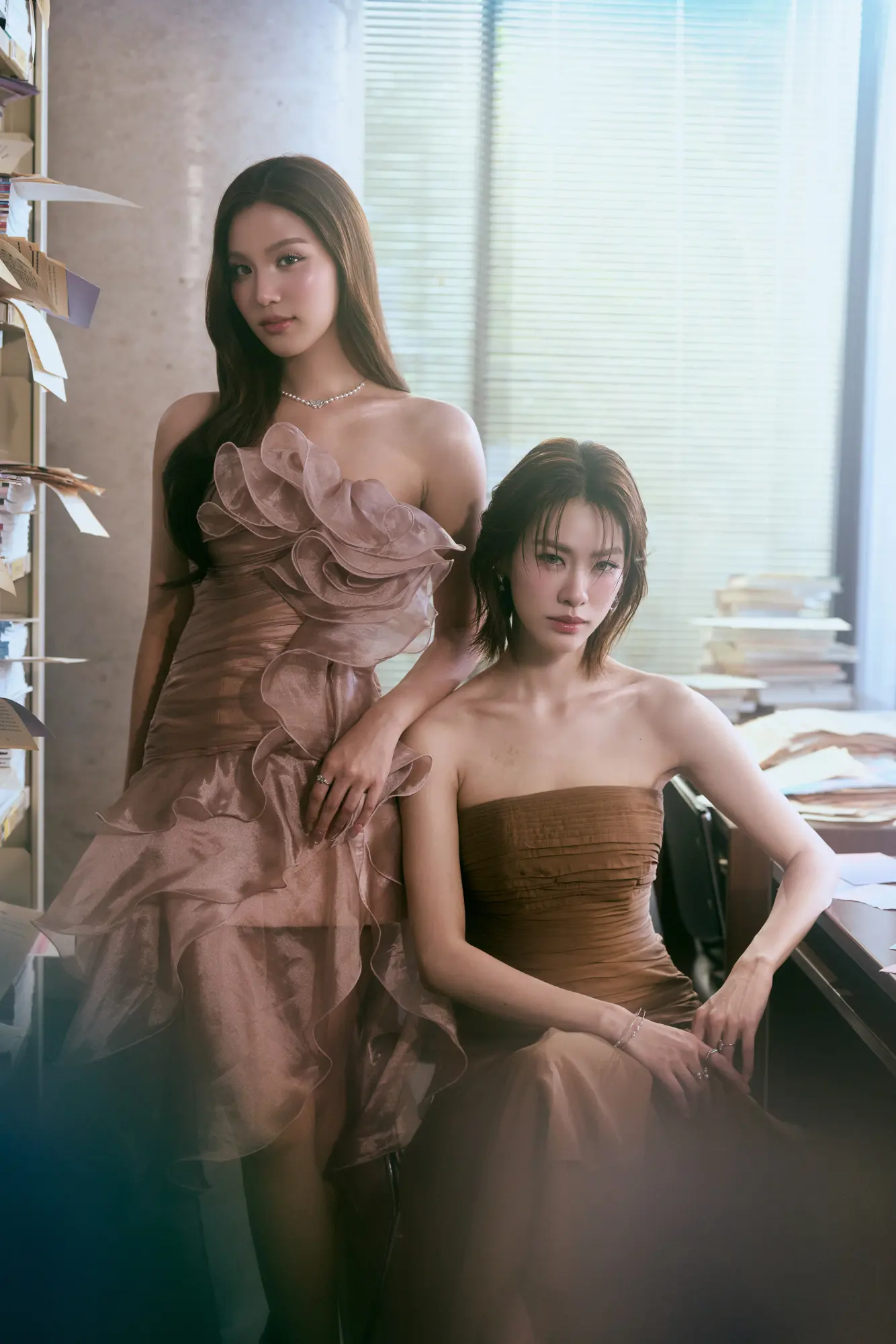 EMI THASORN สังกัด RISER MUSIC เปิดตัวซิงเกิลเดี่ยวแรก เพลงรักที่ยังไม่ลืม (Glitch) แนว Pop Ballad พร้อมดึง BONNIE ร่วมแสดงมิวสิกวิดีโอ