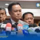 นายกรัฐมนตรีสั่งตั้งวอร์รูม ปภ. ประชุมติดตามสถานการณ์อุทกภัยทุกเช้า เชื่อมโยงข้อมูลทั่วประเทศ กำชับเร่งระบายน้ำและส่งมอบความช่วยเหลือแก่ผู้ประสบภัยโดยเร็ว