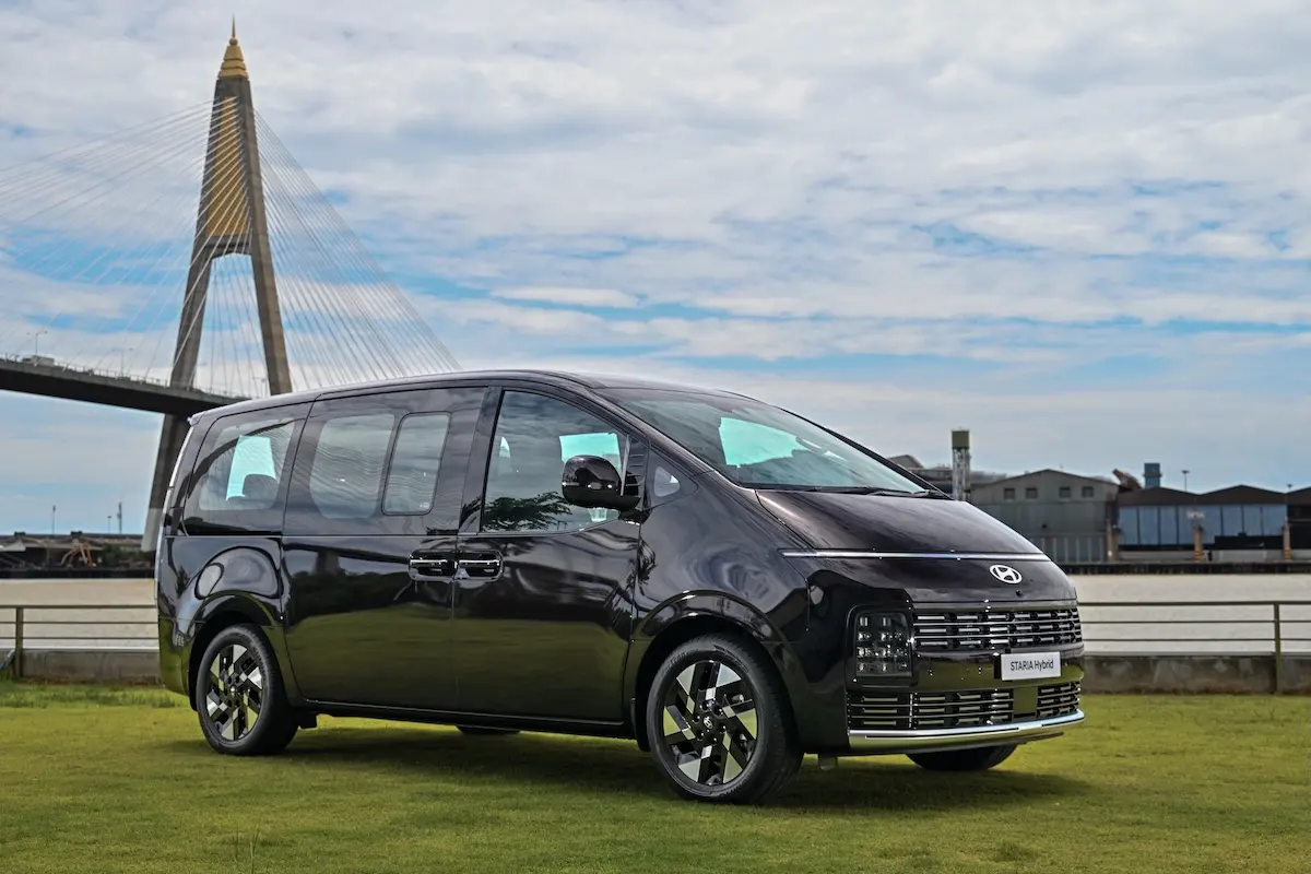 ฮุนได โมบิลิตี้ ประเทศไทย เปิดตัว The new STARIA Hybrid รถ MPV ไฮบริด 11 ที่นั่ง ขุมพลัง Turbo Hybrid 242 แรงม้า เคาะราคาจำหน่ายเริ่มต้น 2,099,000 บาท