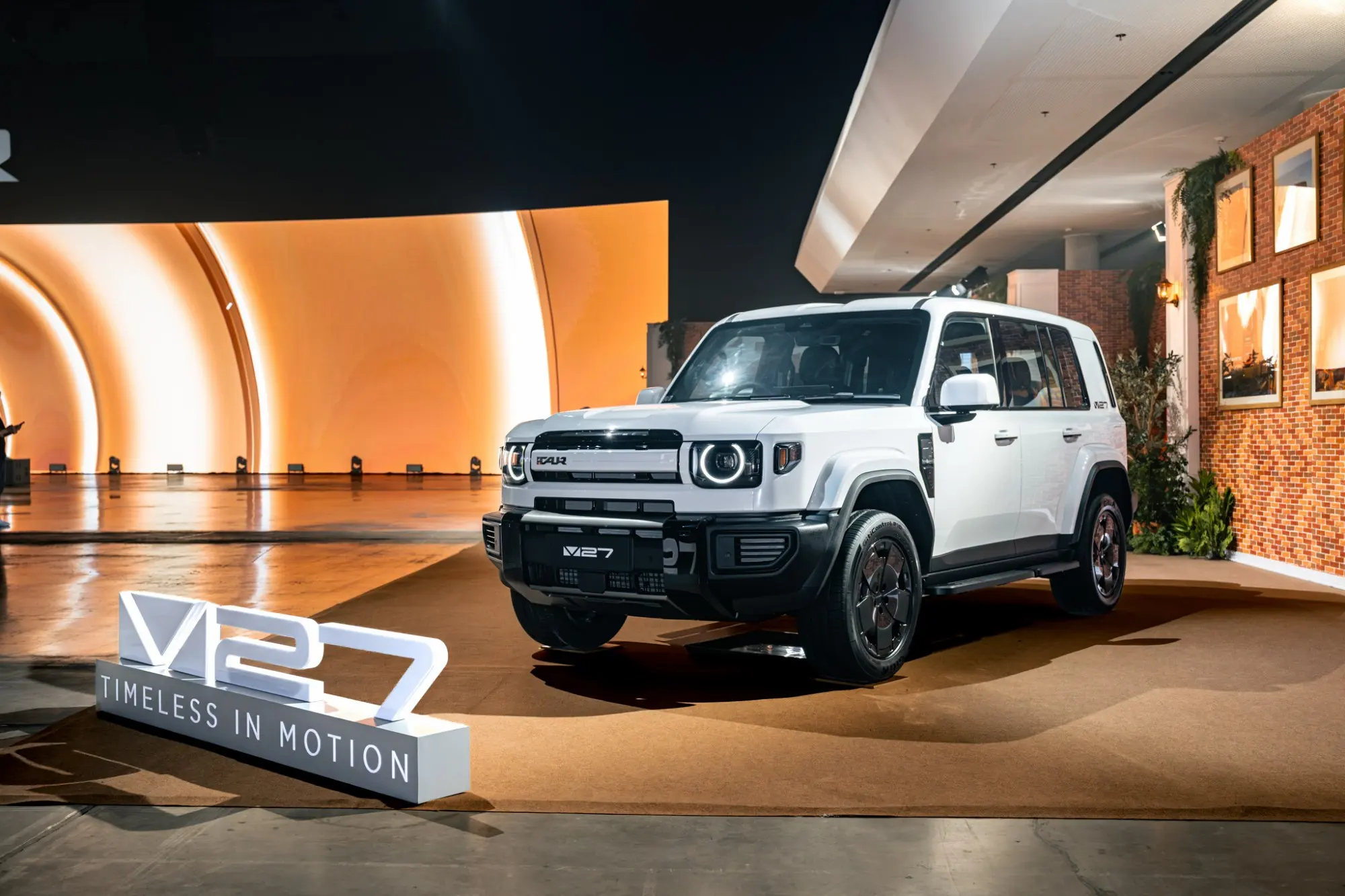 ไอคาร์ (iCAUR) เปิดตัวในไทย ส่งรถยนต์เอสยูวี iCAUR V27 REEV วิ่งไกลรวม 1,000 กม. เคาะราคาเริ่มต้น 999,900 บาท เริ่มส่งมอบ 1 ตุลาคม 2569
