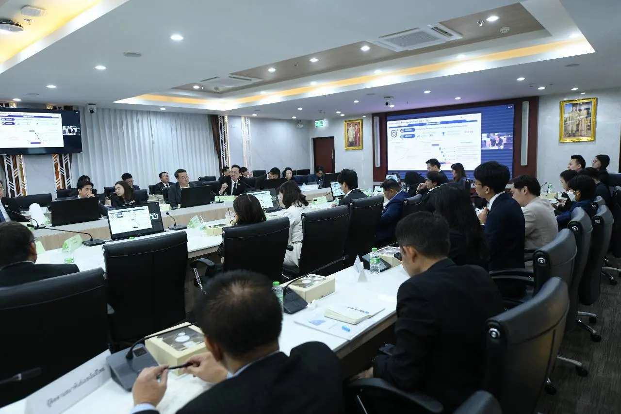 บอร์ดทุนมนุษย์ กรอ. ประชุมนัดแรก ตั้งเป้าผลิตแรงงานทักษะสูง 1 ล้านคนใน 4 ปี หวังดันเศรษฐกิจโตเกิน 3% ต่อปี ขยับขีดความสามารถการแข่งขันสู่ท็อป 20 โลก