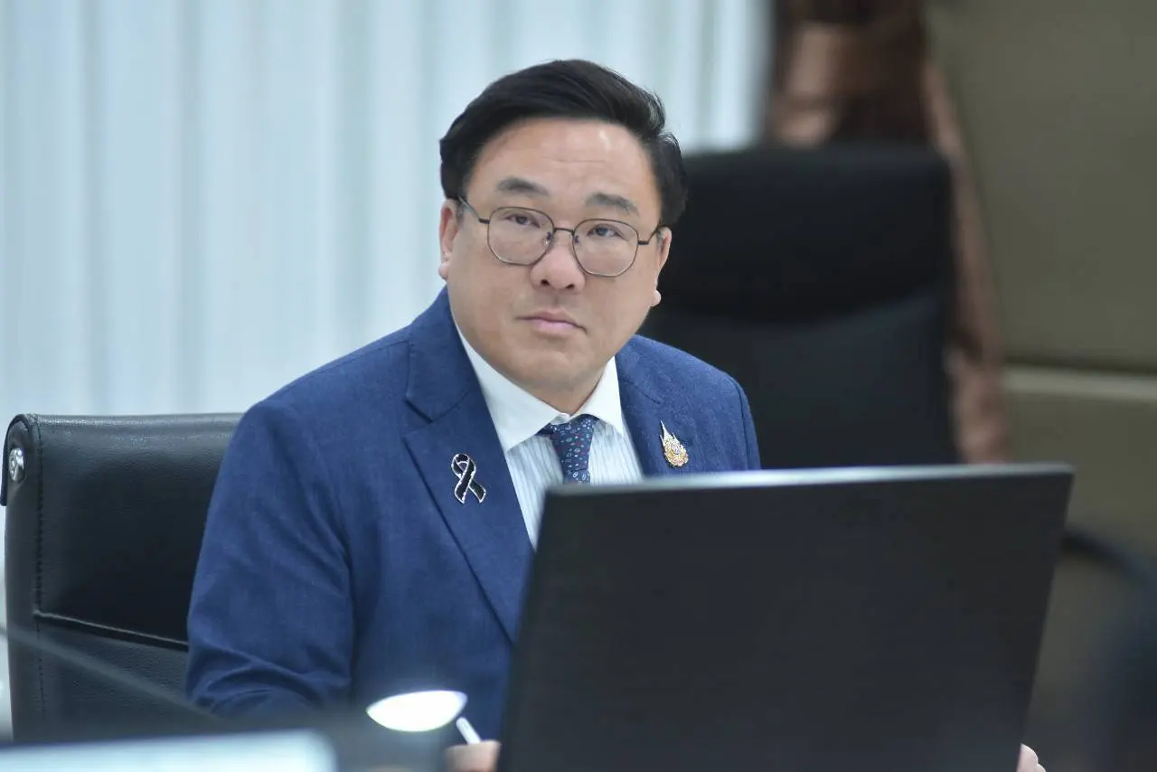บอร์ดทุนมนุษย์ กรอ. ประชุมนัดแรก ตั้งเป้าผลิตแรงงานทักษะสูง 1 ล้านคนใน 4 ปี หวังดันเศรษฐกิจโตเกิน 3% ต่อปี ขยับขีดความสามารถการแข่งขันสู่ท็อป 20 โลก