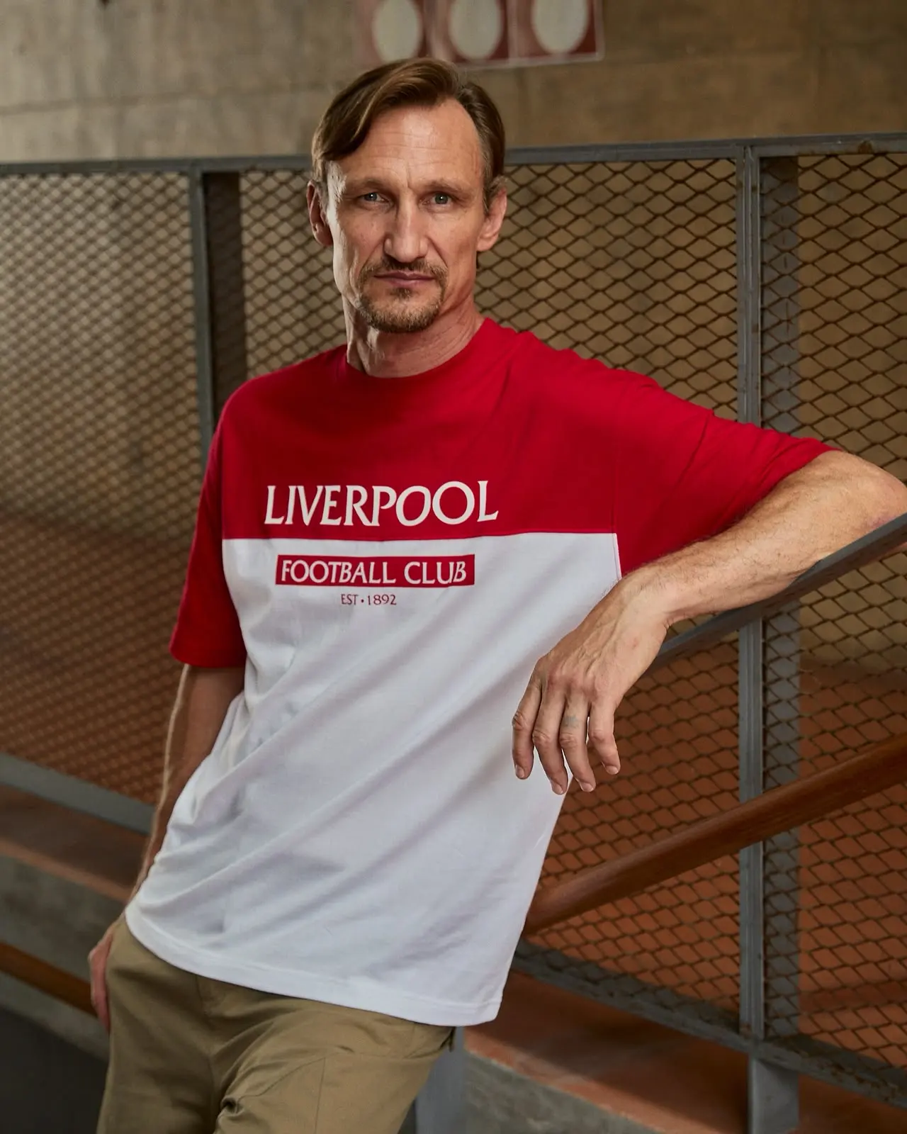LFC Retail ร่วมกับ เซ็นทรัล รีเทล (CRC) เปิดตัวคอลเลกชัน Red Collection ในไทย นำรายได้ส่วนหนึ่งสนับสนุนโครงการเพื่อเยาวชนและชุมชนของ LFC Foundation