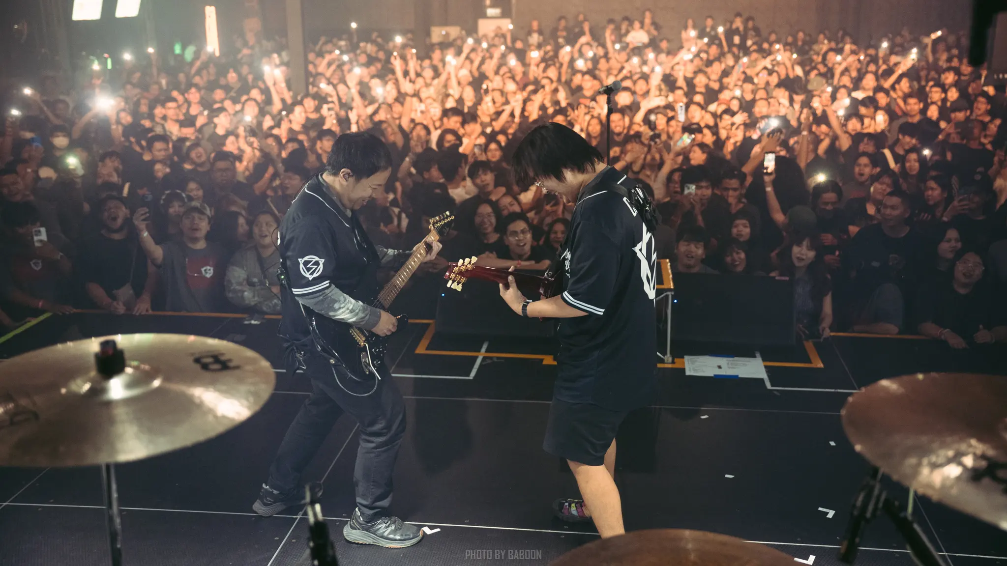LOMOSONIC นำบทเพลงจากอัลบั้มแรก ดอกไม้ไฟ มาเล่นสดครบทุกแทร็กในรอบ 17 ปี ในคอนเสิร์ตเดี่ยว LOMOSONIC Lost Frequencies II ณ The Street Hall Ratchada