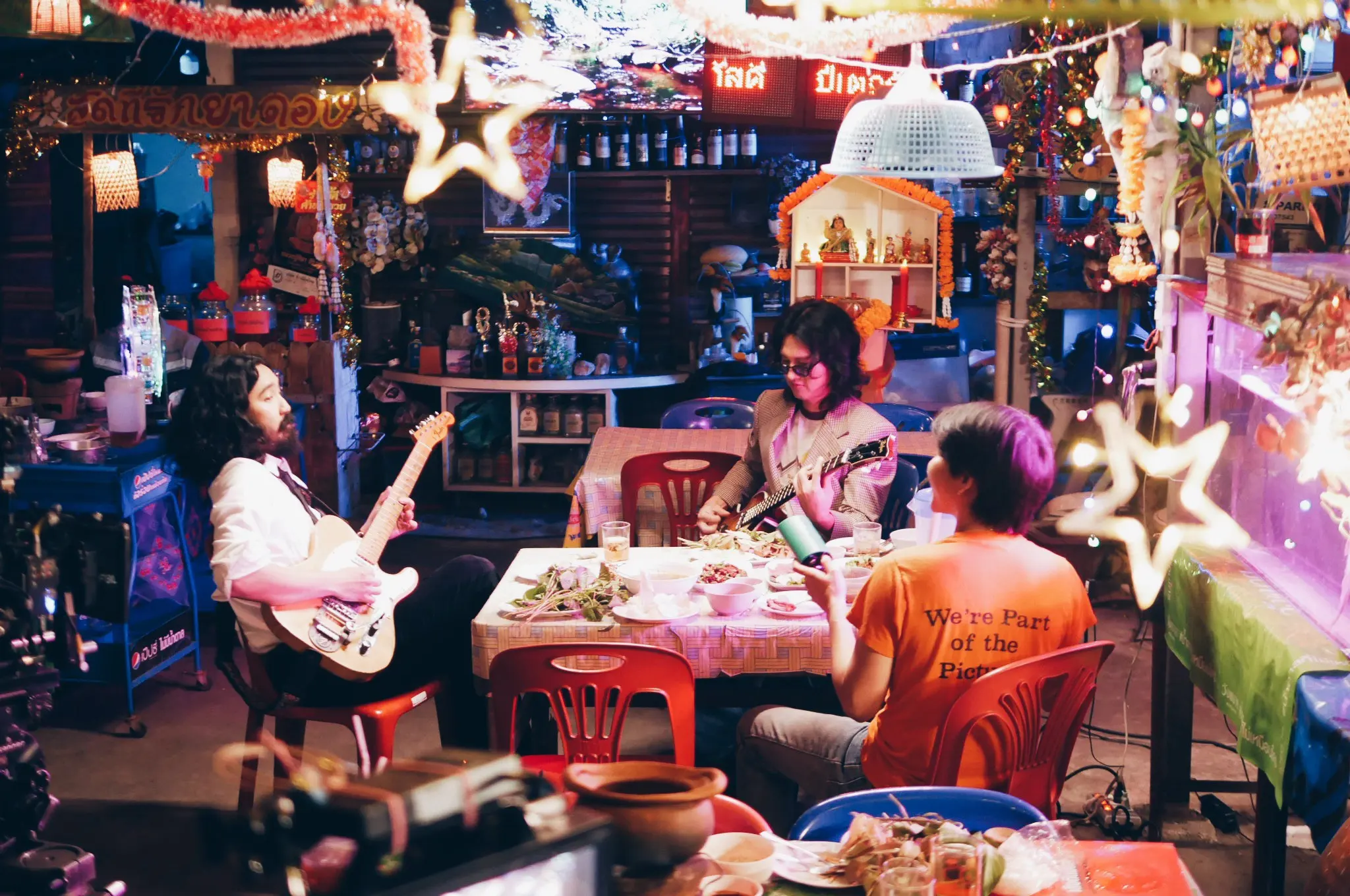 MAKARA เปิดตัวซิงเกิลใหม่ YONGSONG ประเดิมร่วมงานสังกัด SPICYDISC นำเสนอดนตรีรักสไตล์นีโอหมอลำผ่านเครื่องดนตรีสามชิ้น พร้อมปล่อยมิวสิกวิดีโอแล้ววันนี้