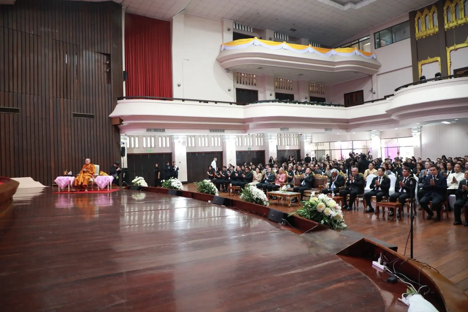 รมว.ศธ. มอบกรอบการทำงาน 4C ให้ สกสค. ในวาระครบรอบ 23 ปี มุ่งแก้ปัญหาหนี้สินครู เล็งยกเลิกเงื่อนไขใช้บุคคลค้ำประกัน ดันระบบประกันทดแทน