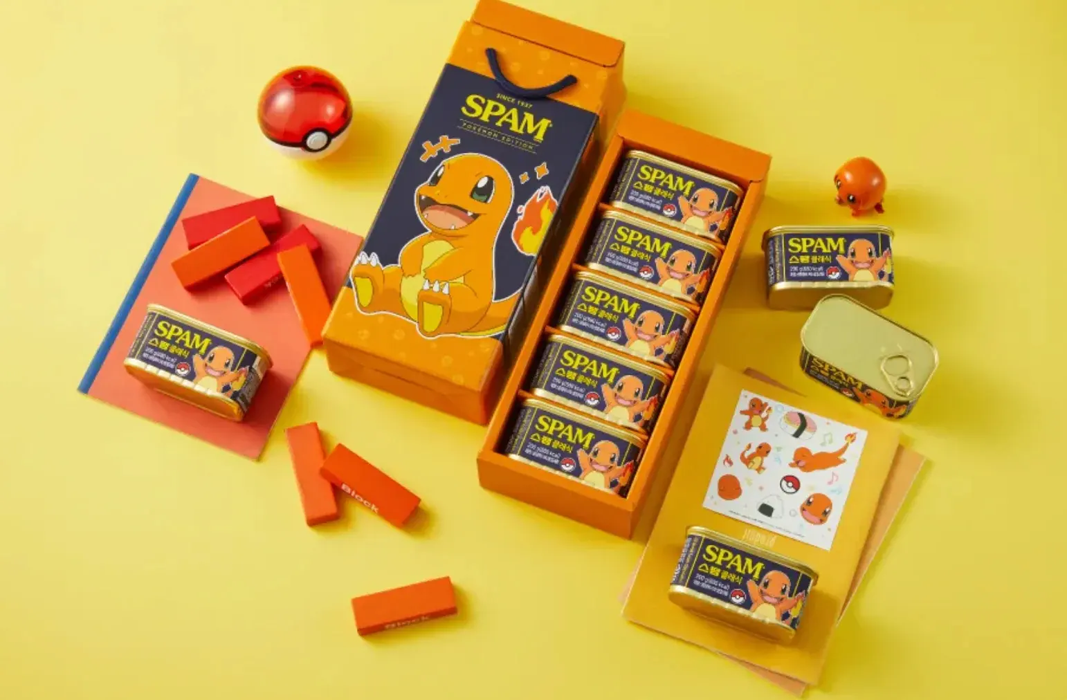 Pokemon ร่วมมือกับแบรนด์ SPAM ในเกาหลีใต้ โดยบริษัท CJ CheilJedang เปิดตัวเซตของขวัญลายตัวละคร Snorlax Ditto และ Charmander ฉลองครบรอบ 30 ปี