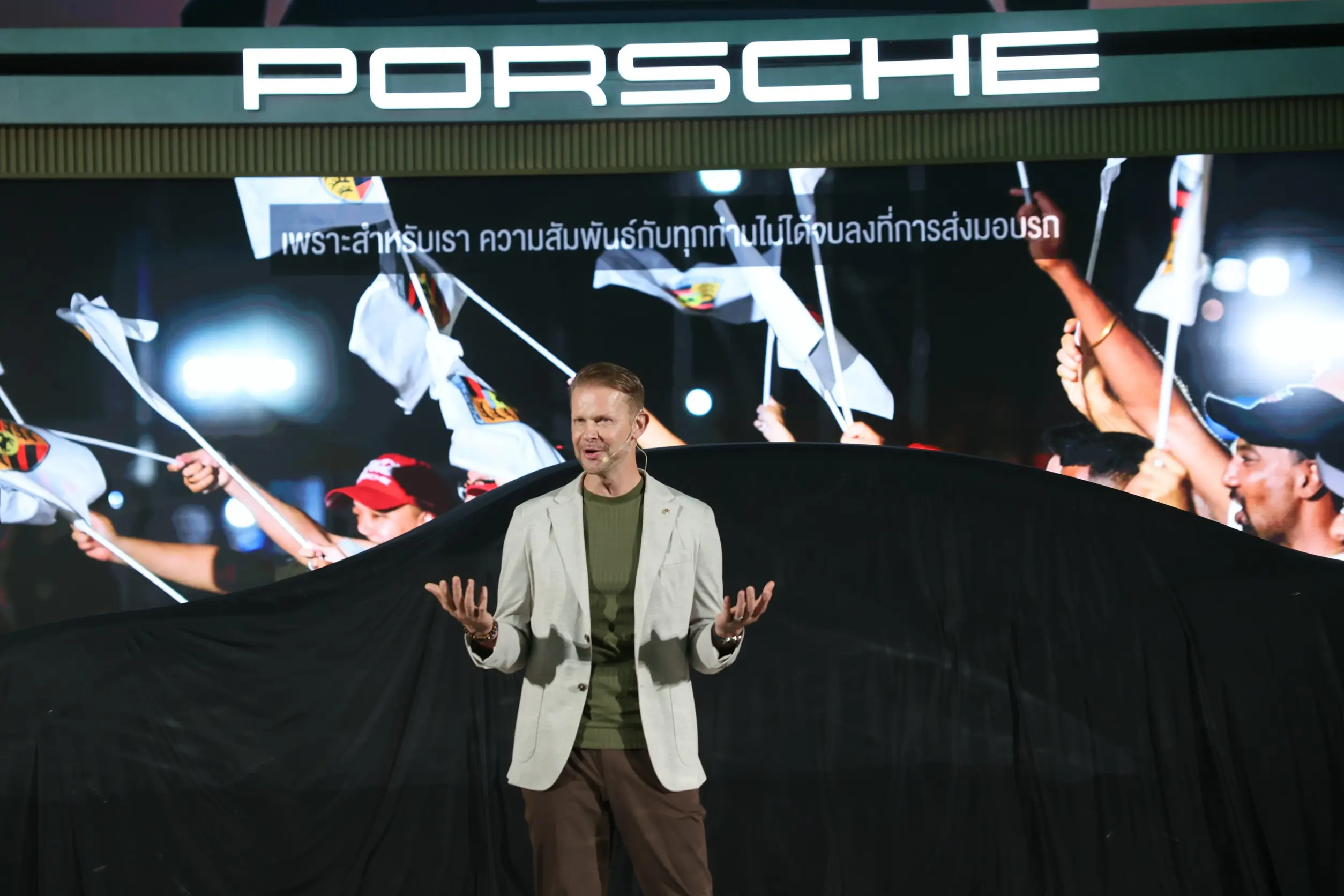 ปอร์เช่ ประเทศไทย จัดงาน Haus of Porsche: Cayenne Edition รวมพลรถ Cayenne กว่า 140 คัน พร้อมเผยโฉม Cayenne Coupé Electric ครั้งแรกในไทย ณ Das Haus BKK