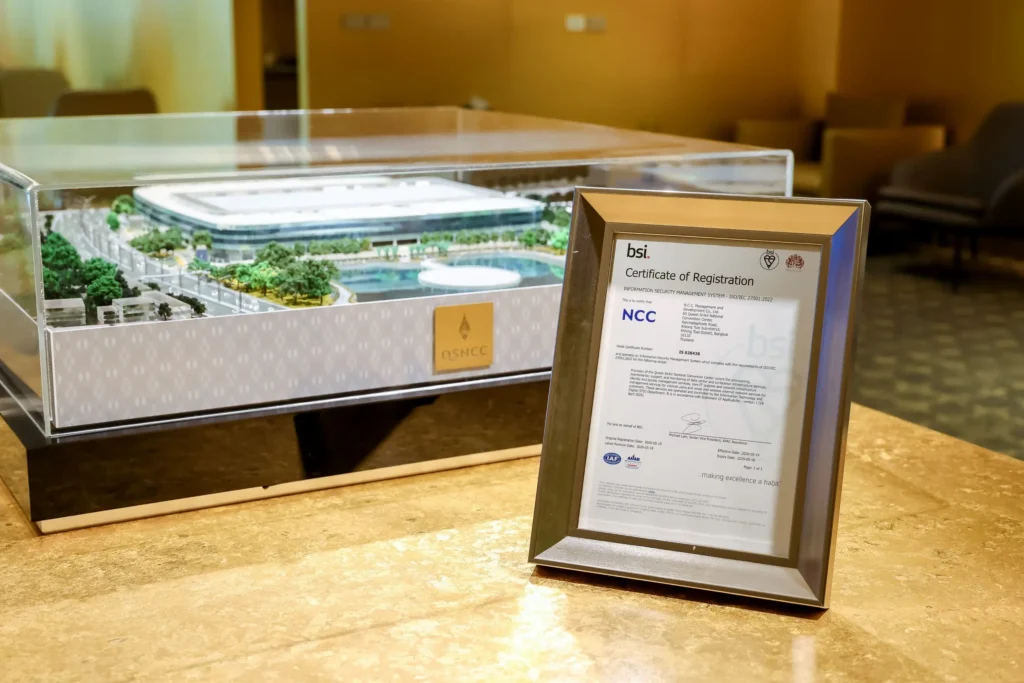 ศูนย์การประชุมแห่งชาติสิริกิติ์ (QSNCC) ได้รับการรับรองมาตรฐาน ISO/IEC 27001:2022 ด้านระบบความปลอดภัยของข้อมูล เป็นแห่งแรกในอาเซียน