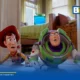 Disney+ เตรียมสตรีม Toy Story 5 ภาพยนตร์แอนิเมชันทำเงินพันล้านเหรียญ วันที่ 23 กันยายน 2569 พร้อมมิวสิควิดีโอเพลงประกอบโดย Taylor Swift