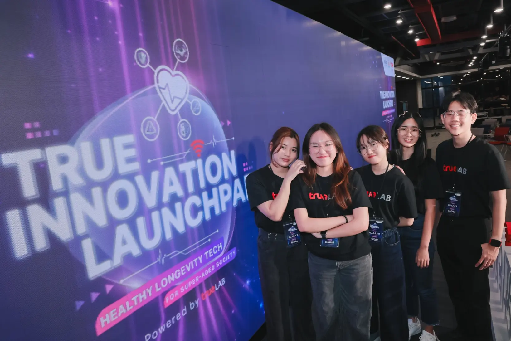 ทรู แล็บ ร่วมกับ NIA และ สสส. คัดเลือก 5 ทีมสุดท้ายในโครงการ True Innovation Launchpad 2026 ต่อยอดเทคโนโลยีและ AI รับมือสังคมสูงวัย