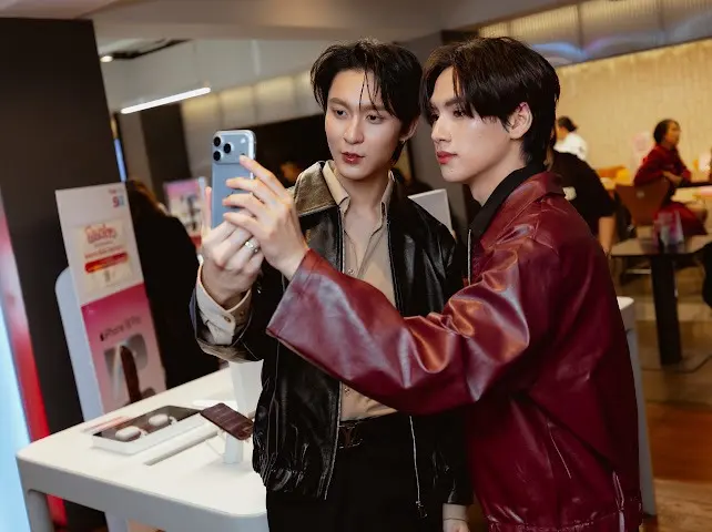ทรู คอร์ปอเรชั่น ส่งมอบ iPhone 18 Pro วันแรก ณ True Branding Shop สยามสแควร์ ซอย 2 พร้อมเปิดตัวแพ็กเกจใช้งาน True5GX