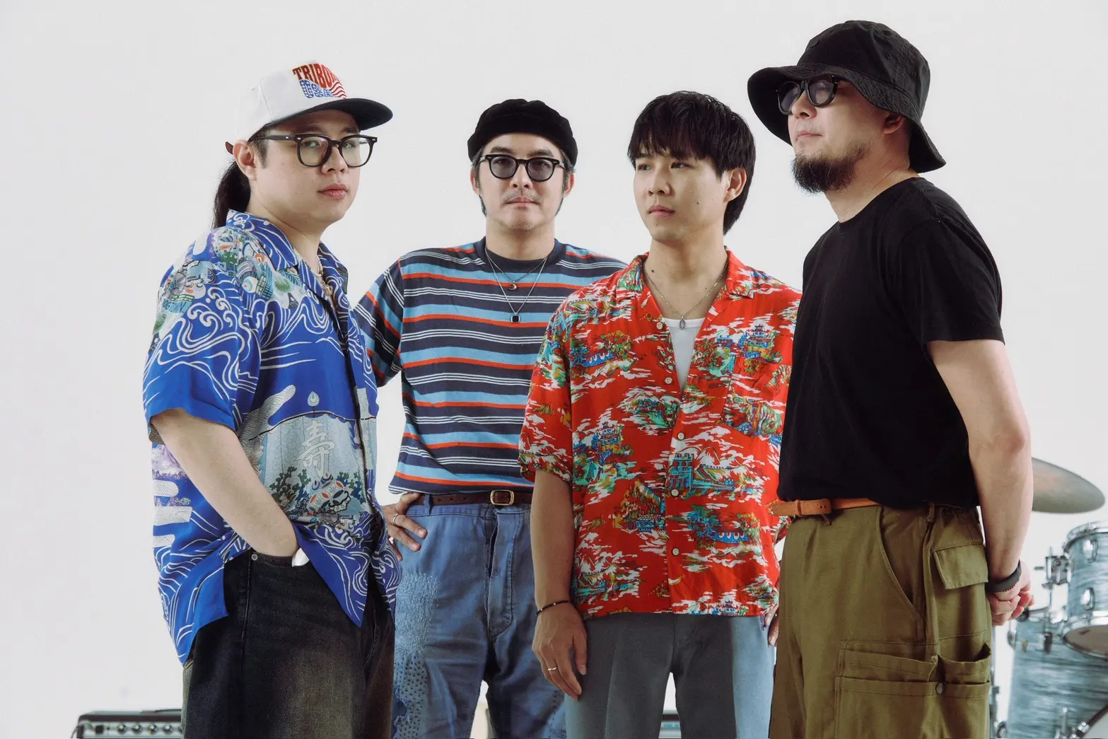 Whal & Dolph จับมือ Scrubb ปล่อยซิงเกิลใหม่ “สับสนวุ่นวาย (Outside)” ถ่ายทอดดนตรีฟังสบาย ผสานกลิ่นอายโซลและจังหวะเฉพาะตัว เพื่อพาผู้ฟังหลีกหนีความวุ่นวาย