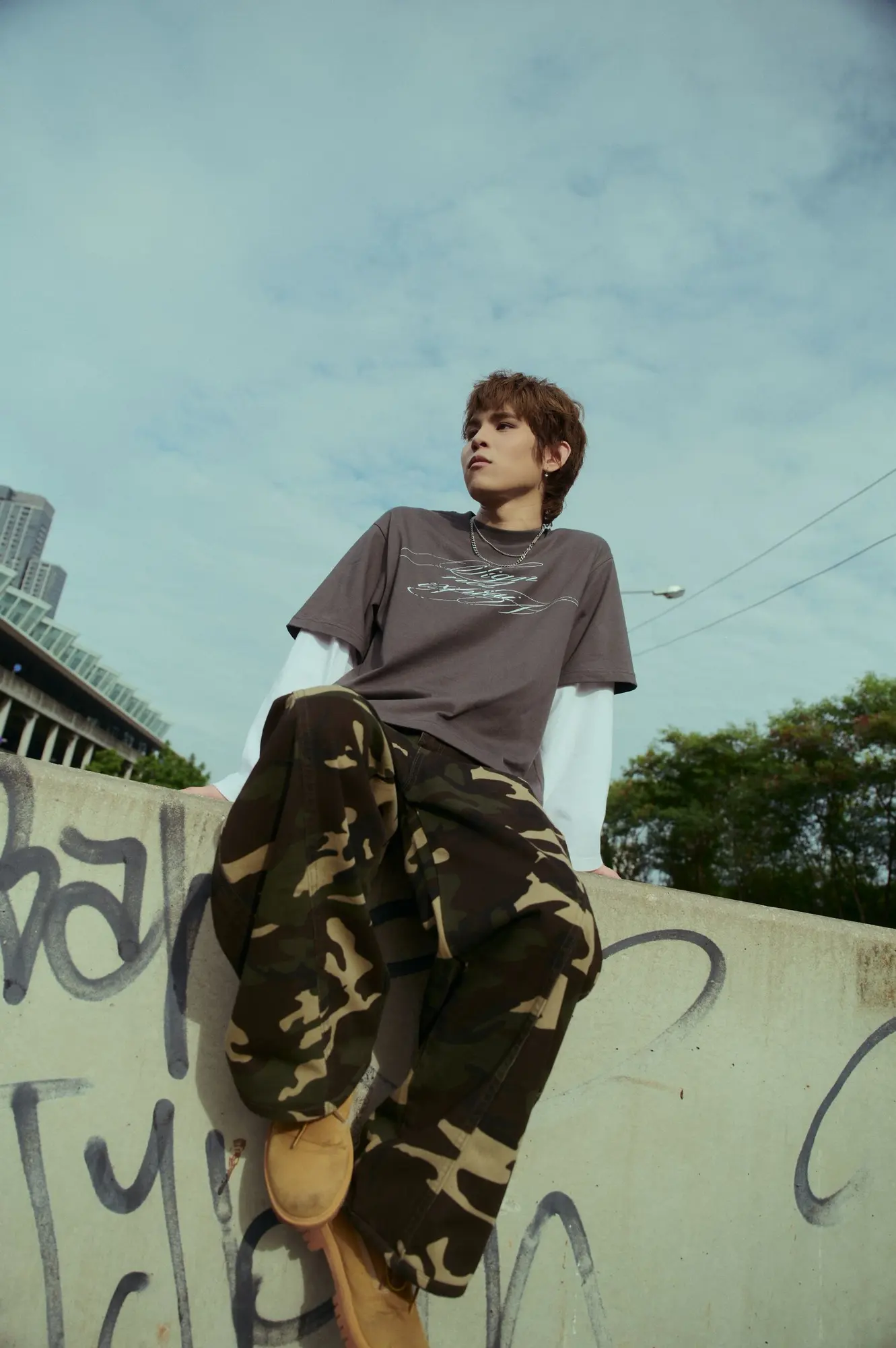 WINNING ศิลปินจากค่าย Kicks Records ปล่อยซิงเกิลใหม่ ฉันรักเธอดีกว่าเขา (Pick me) เพลงป็อปพังก์ร็อกที่มีเนื้อหาแอบรักคนมีเจ้าของ พร้อมมิวสิกวิดีโอเปรียบเปรยถึงความรักข้างเดียว